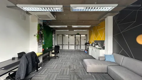 office 1st floor , netcash building, sandown (6).